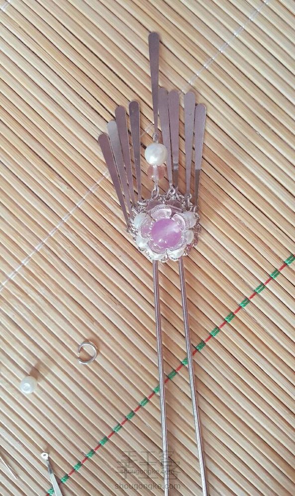 粉嫩梅花珍珠流苏发簪(´・ω・)