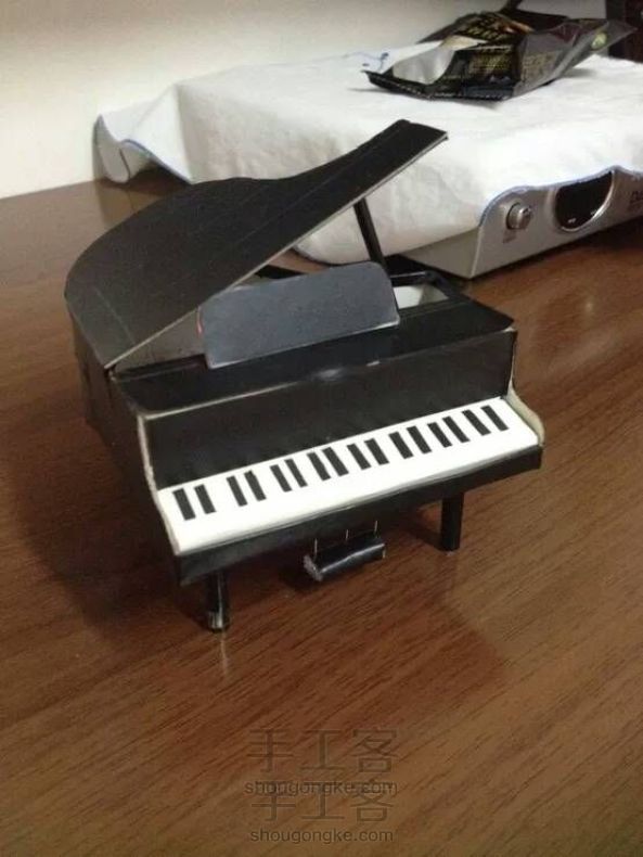 用纸盒做个小钢琴吧