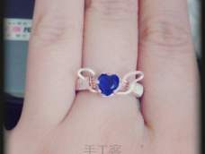 只是有买心形的钻，所以就试一下，是一款简单但是美丽的戒指。