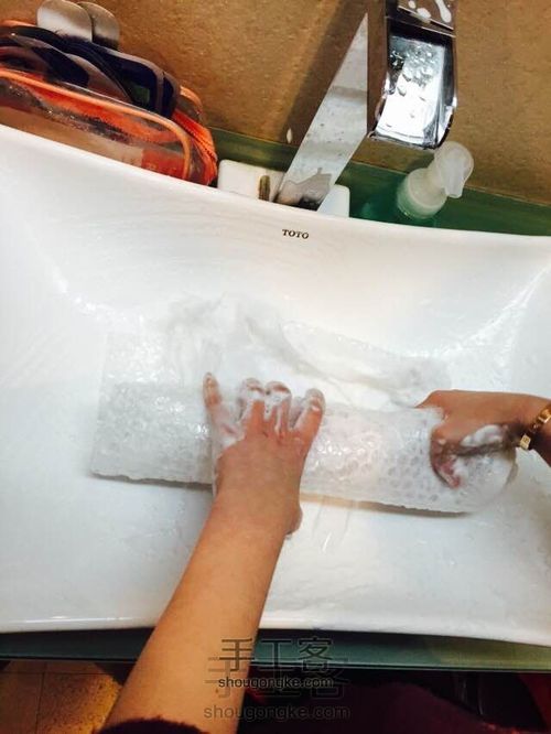 【小人手作】自然渐变湿毡口金包 第7步