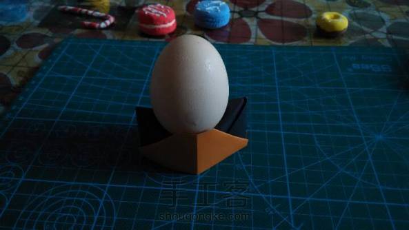 可玩可用的折纸之蛋托