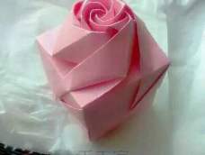 这个教程做的还蛮详细的，韩式玫瑰礼盒也是我最喜欢的礼盒之一，感觉美美哒
