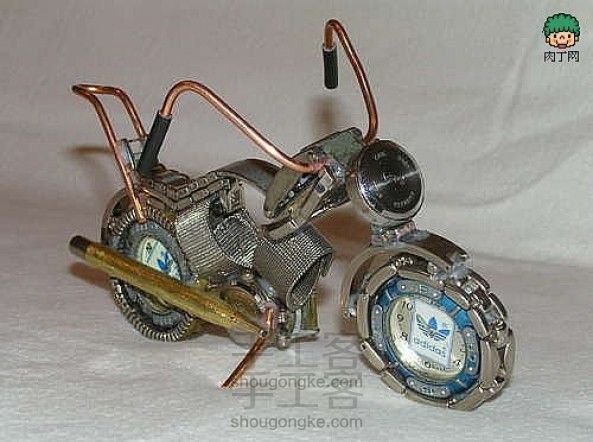旧手表制作摩托车模型——超超超级拉风的手工制作奥！（转载）