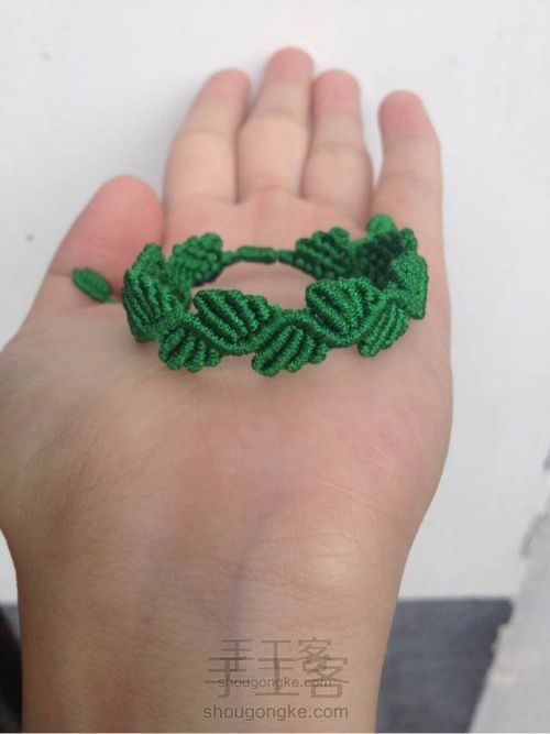 “绿叶围绕”手链（原创） 第15步