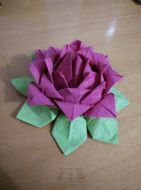 逼真简易莲花