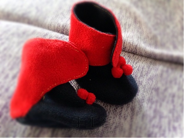 围巾改做温暖的宝宝靴
