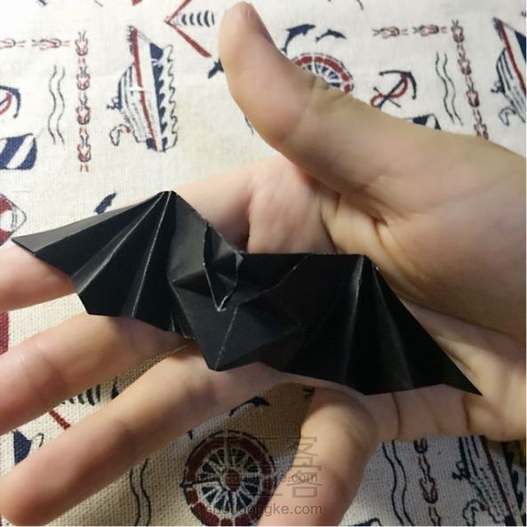 折纸蝙蝠