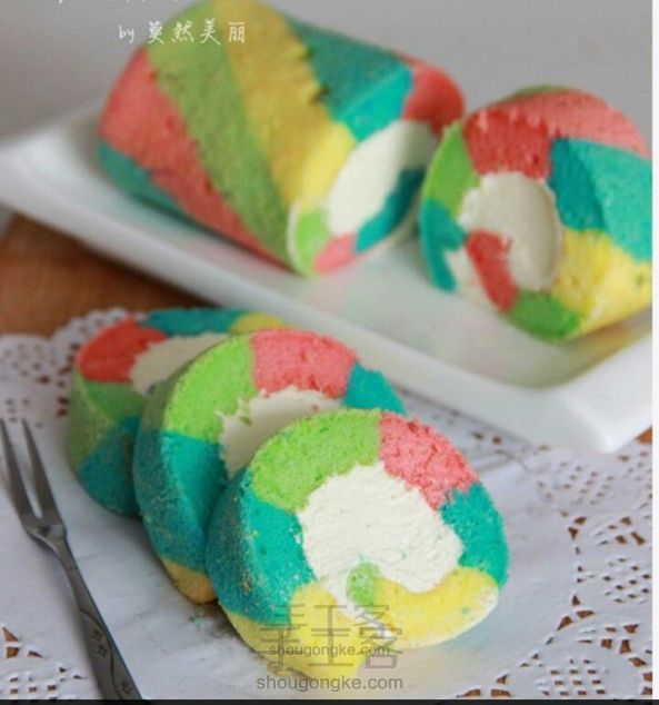 让人心情愉快的彩虹蛋糕卷～😘