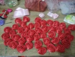 红色缎带玫瑰花教程