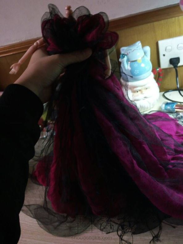 (很简单的娃娃衣服)😁