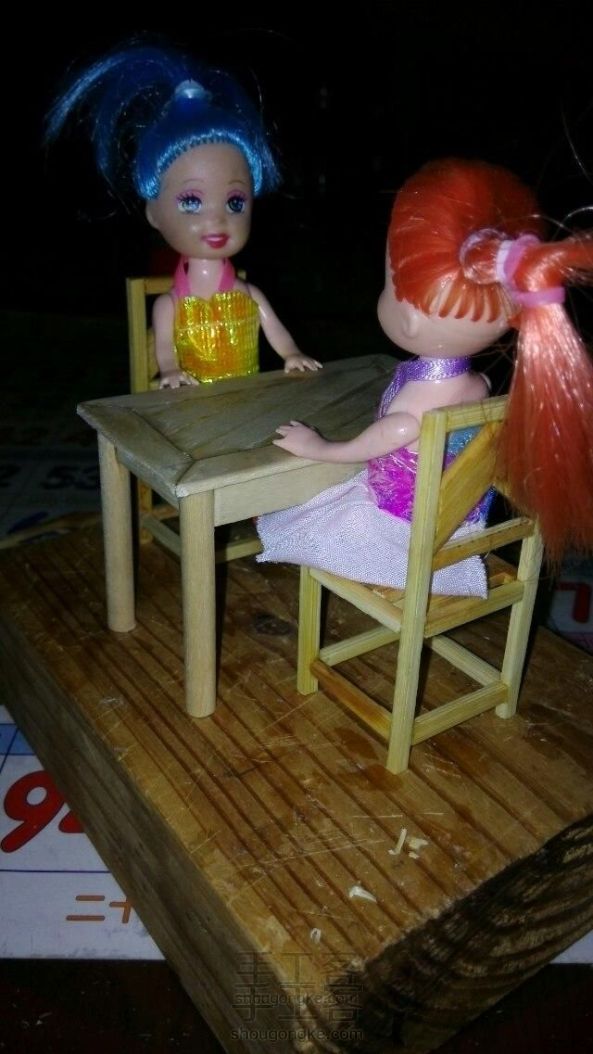 娃娃家具系列之餐椅