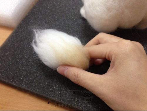 羊毛毡仿真兔子包 第20步