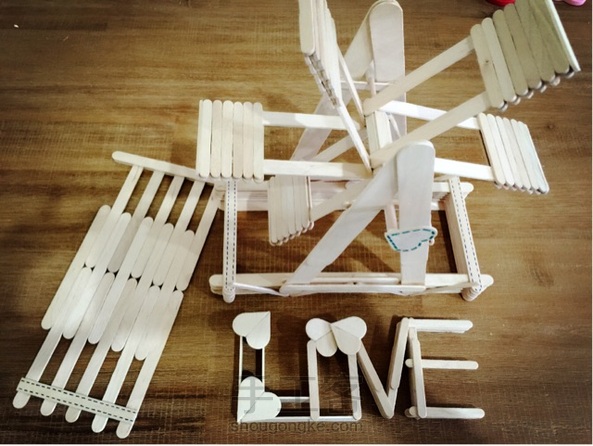 纯手工制作
藏有LOVE的风车