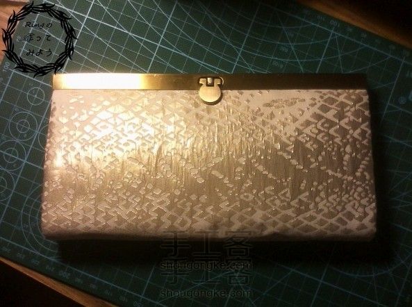 [开春金溢]边条口金搭扣长款钱包（含卡位/拉链中袋/风琴褶）