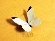 很喜欢的一个蝴蝶的折纸教程，非原创，实拍来源于折纸吧，实拍作者午阴嘉树2