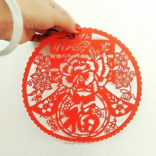 “福”字窗花剪纸