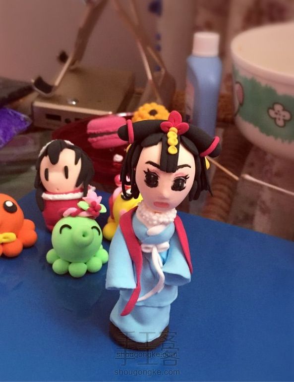 人物首作毁三观