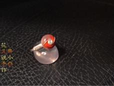 哈哈哈……很漂亮的小盘珠做的戒指简单大方可爱，适合初学者！