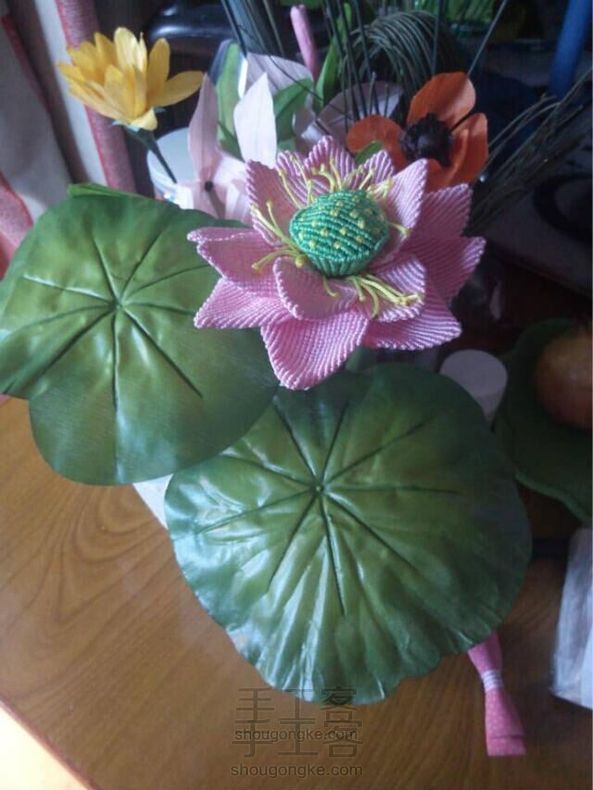 中国结艺花卉-莲花,玫瑰,向日葵(图书教程)