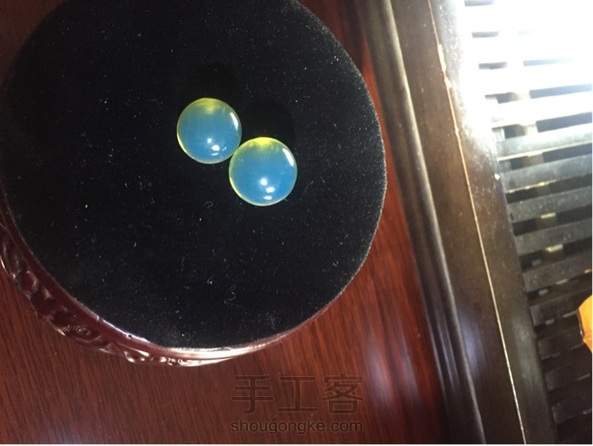 多米尼加蓝珀手工磨珠珠,步骤