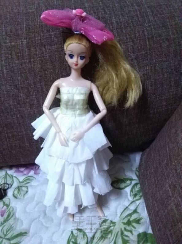 芭比娃娃的餐巾纸婚纱(≧▽≦)