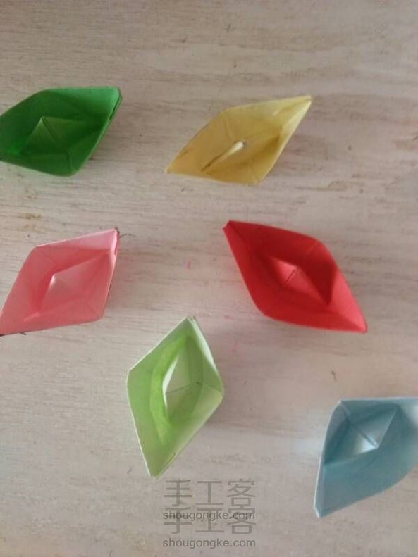 童年记忆的小船