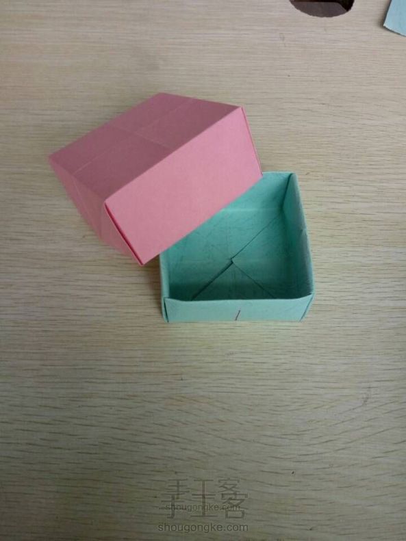 超简单的折纸盒子