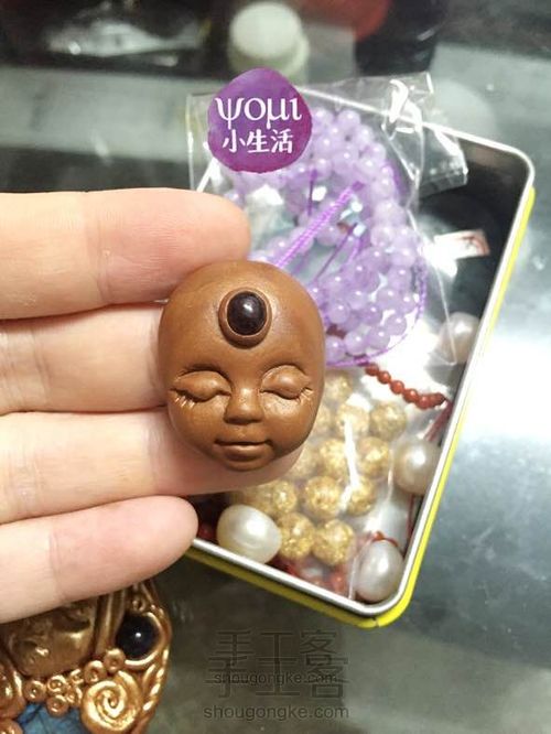 复古拉长石粘土吊坠 第3步