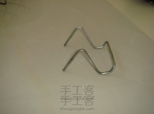 铁丝畅想--小型手机架(3)