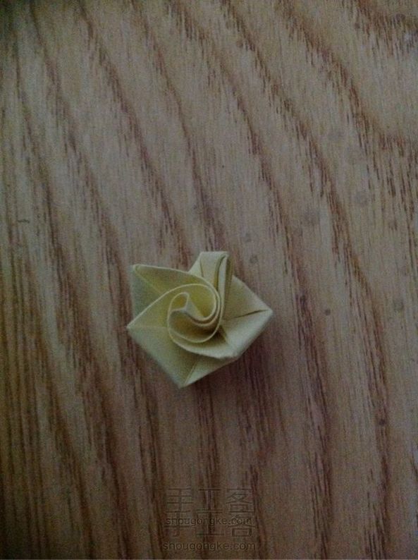 超简单玫瑰折法🌹🌹🌹(这是我的第一个教程)
