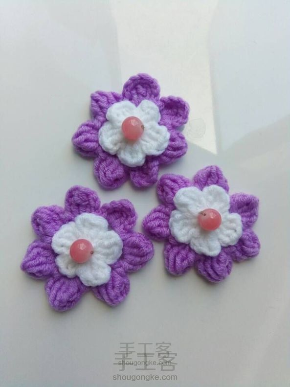 钩织紫色双层花朵教程