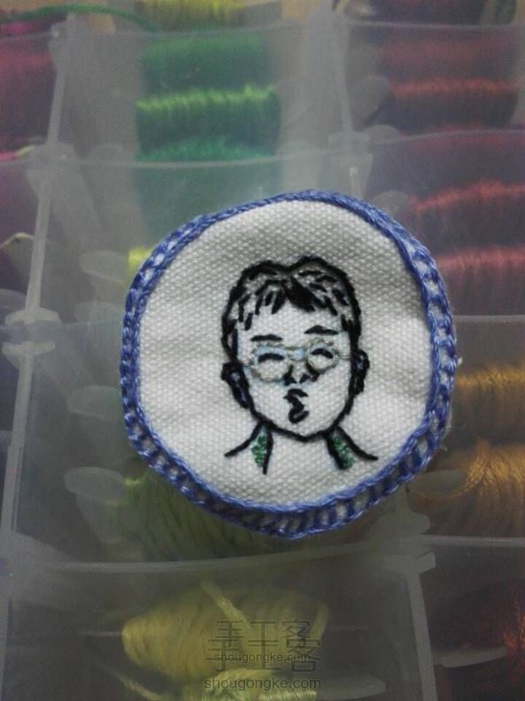 手工刺绣胸针,把你的男神戴在身上吧(ღ˘⌣˘ღ)