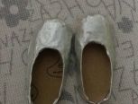 bjd1/3娃鞋，一双银色的鞋子
