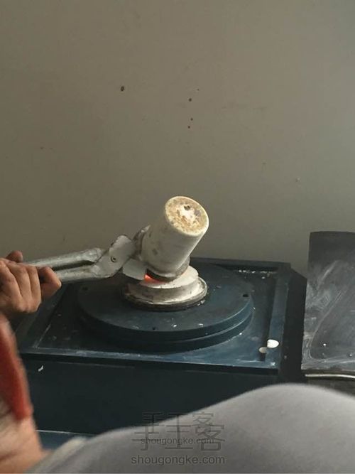 首饰软蜡制作石头包镶吊坠 第22步