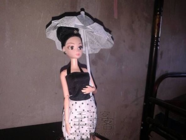 芭比娃娃萌萌哒小伞。