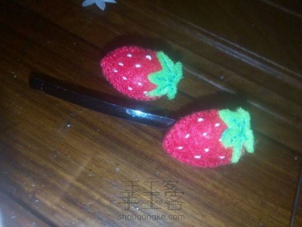 草莓发夹