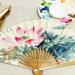 国画折扇｜没骨荷花扇