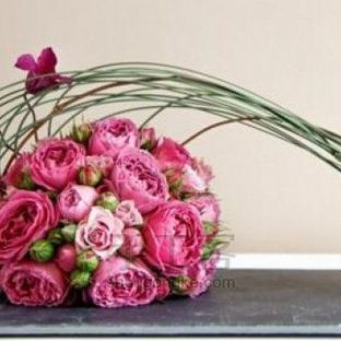 玫瑰花插花装饰