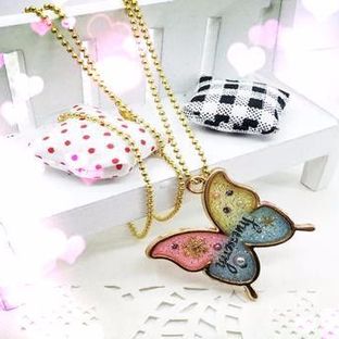 UV蝴蝶单面吊坠