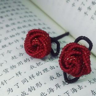 金属绕线与编绳的结合—手工花