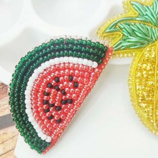 手工diy刺绣珠绣西瓜胸针教程