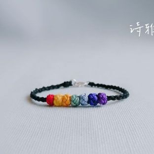 小小菠萝结七彩手绳