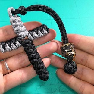 影子伞绳编织教程 蛇结十字架 刀尾绳汽车钥匙扣 刀坠绳