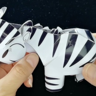 纸宝非洲动物逗比斑马制作过程亲子手工3D立体纸模型原创设计