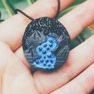 吊坠——山涧流水