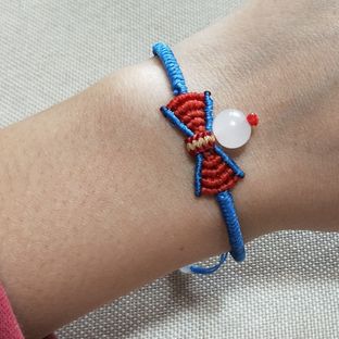 在逃公主手链编织教程 迪士尼 编绳手链编织方法 手工编织