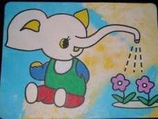 小象浇花