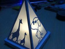 同事定做的动物图案灯,声控的喔,拍手就亮灯👏