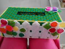 花儿可以弄成彩色的哦,这是我又新做的一个。很漂亮有木有