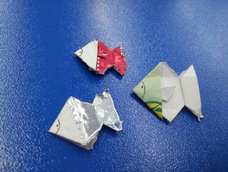 上课随手折的  小丑鱼😂😂